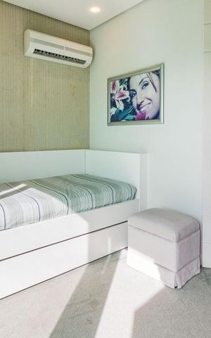 Casa de condomínio à venda com 650m², 3 quartos e 5 vagas Casa de condomínio à venda com 650m², 3 quartos e 5 vagasdormitorio2