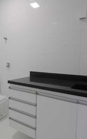 Casa à venda com 400m², 5 quartos e 4 vagasBanheiro da Suíte 2