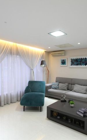 Casa à venda com 350m², 3 quartos e 4 vagasSala