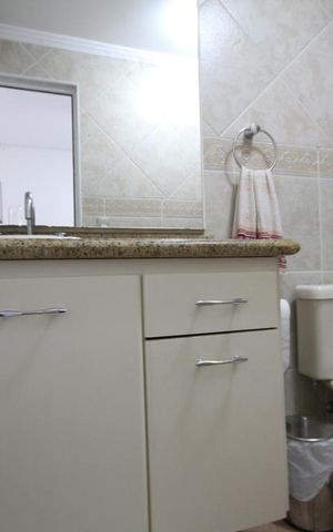 Casa à venda com 350m², 3 quartos e 4 vagasSuíte fundos