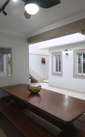 Casa à venda com 350m², 3 quartos e 4 vagasChurrasqueira