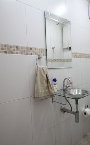 Casa à venda com 350m², 3 quartos e 4 vagasBanheiro garagem
