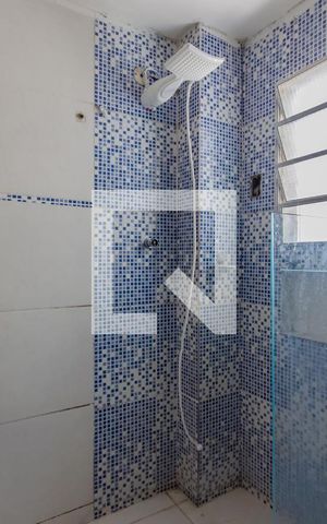 Studio à venda com 26m², 1 quarto e sem vaga Studio à venda com 26m², 1 quarto e sem vagaBanheiro