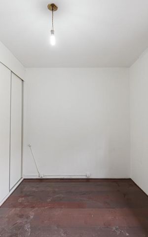 Casa à venda com 262m², 4 quartos e 2 vagas Casa à venda com 262m², 4 quartos e 2 vagasSuite