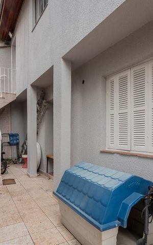 Casa à venda com 149m², 3 quartos e 1 vaga Casa à venda com 149m², 3 quartos e 1 vagaEdícula