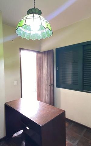 Casa para alugar com 420m², 4 quartos e 5 vagas Casa para alugar com 420m², 4 quartos e 5 vagasEscritório