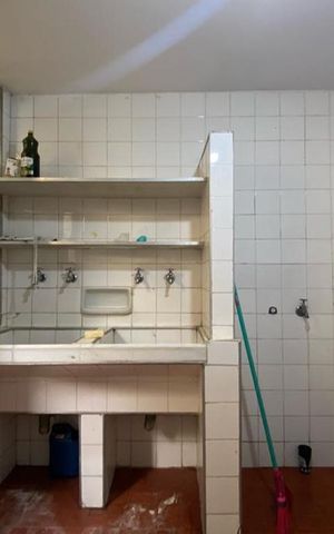 Casa para alugar com 420m², 4 quartos e 5 vagas Casa para alugar com 420m², 4 quartos e 5 vagasLavanderia
