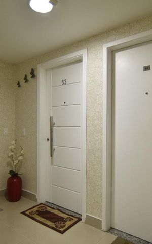 Apartamento à venda com 72m², 3 quartos e 1 vagaPorta de entrada