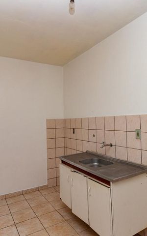 Casa à venda com 120m², 2 quartos e 2 vagas Casa à venda com 120m², 2 quartos e 2 vagasCozinha casa 1