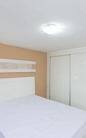 Apartamento à venda com 162m², 3 quartos e 2 vagas Apartamento à venda com 162m², 3 quartos e 2 vagasQuarto 1