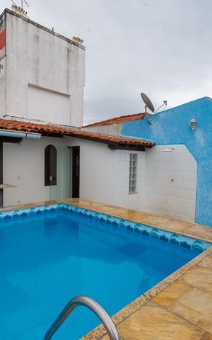 Apartamento à venda com 162m², 3 quartos e 2 vagas Apartamento à venda com 162m², 3 quartos e 2 vagasPiscina na Cobertura