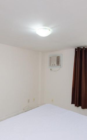 Apartamento à venda com 162m², 3 quartos e 2 vagas Apartamento à venda com 162m², 3 quartos e 2 vagasQuarto 1