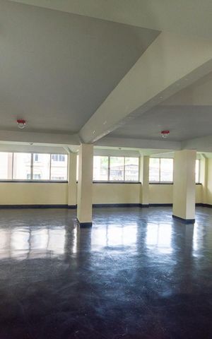 Apartamento à venda com 162m², 3 quartos e 2 vagas Apartamento à venda com 162m², 3 quartos e 2 vagasÁrea Comum