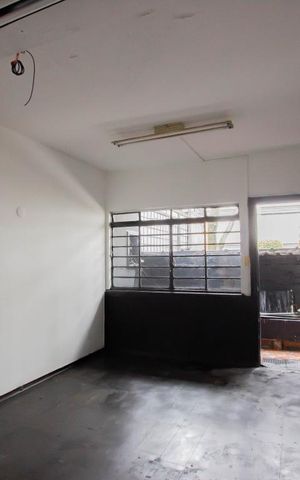 Casa à venda com 140m², 5 quartos e 1 vagaSala 1