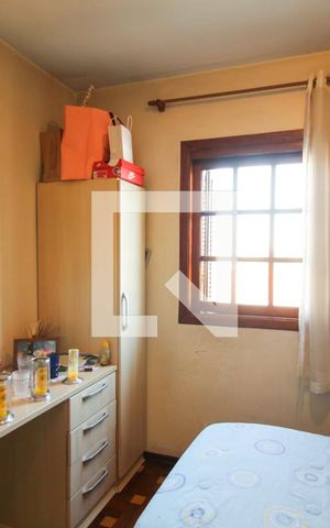 Casa à venda com 230m², 4 quartos e 6 vagas Casa à venda com 230m², 4 quartos e 6 vagasSuíte 4