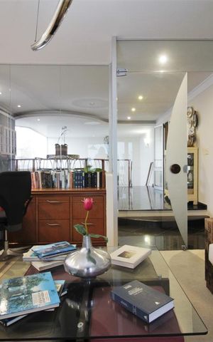 Apartamento à venda com 420m², 3 quartos e 4 vagasEscritório