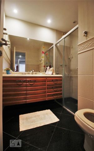 Apartamento à venda com 420m², 3 quartos e 4 vagasBanheiro