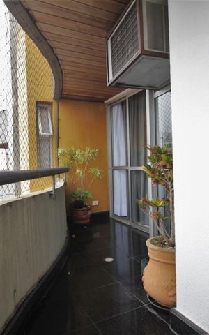 Apartamento à venda com 420m², 3 quartos e 4 vagasVaranda
