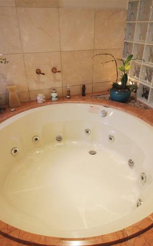 Apartamento à venda com 420m², 3 quartos e 4 vagasBanheira