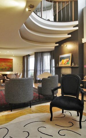 Apartamento à venda com 420m², 3 quartos e 4 vagasSala