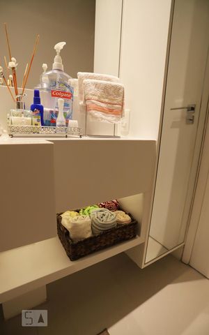 Apartamento à venda com 90m², 2 quartos e 2 vagasLavabo