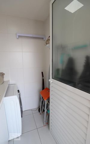 Apartamento à venda com 90m², 2 quartos e 2 vagasQuarto de serviço