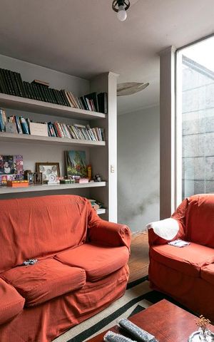 Casa à venda com 350m², 3 quartos e 8 vagasSala de Video