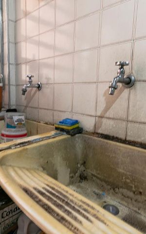 Casa à venda com 350m², 3 quartos e 8 vagasÁrea de Serviço