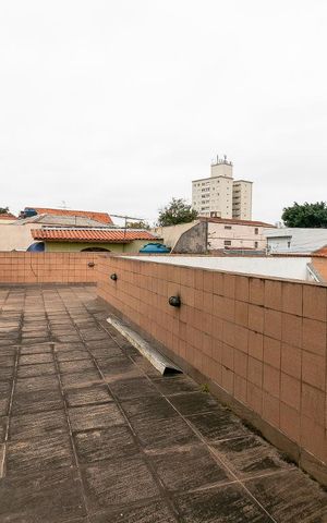 Casa à venda com 350m², 3 quartos e 8 vagasSuíte 3 - Vista