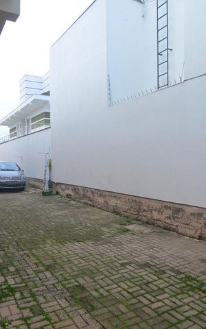 Apartamento à venda com 360m², 12 quartos e 6 vagasFachada prédio
