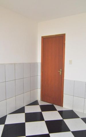 Apartamento à venda com 360m², 12 quartos e 6 vagasQuarto 3
