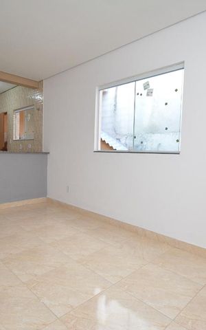 Casa para alugar com 50m², 1 quarto e sem vaga Casa para alugar com 50m², 1 quarto e sem vagaSala