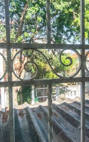 Casa à venda com 203m², 5 quartos e 3 vagas Casa à venda com 203m², 5 quartos e 3 vagasQuarto 1