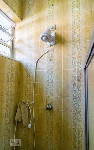 Casa à venda com 203m², 5 quartos e 3 vagas Casa à venda com 203m², 5 quartos e 3 vagasCasa 2 Banheiro 2