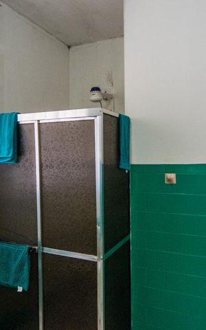 Casa à venda com 203m², 5 quartos e 3 vagas Casa à venda com 203m², 5 quartos e 3 vagasBanheiro