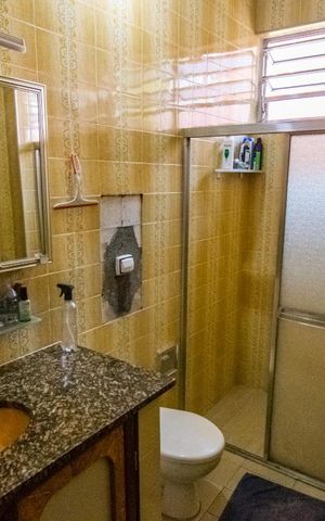 Casa à venda com 203m², 5 quartos e 3 vagas Casa à venda com 203m², 5 quartos e 3 vagasCasa 2 Banheiro 2