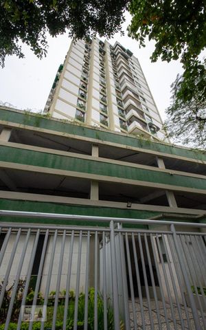 Apartamento à venda com 138m², 4 quartos e 3 vagasFachada