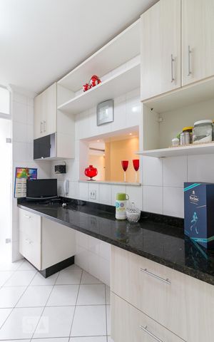 Apartamento para alugar com 66m², 3 quartos e 2 vagasCozinha