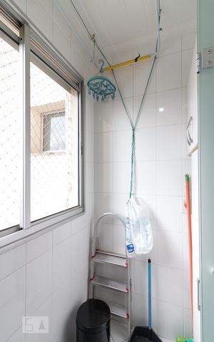 Apartamento para alugar com 66m², 3 quartos e 2 vagasÁrea de serviço
