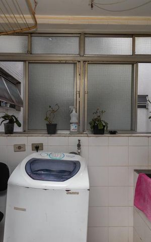 Apartamento à venda com 82m², 2 quartos e sem vaga Apartamento à venda com 82m², 2 quartos e sem vagaÁrea de Serviço