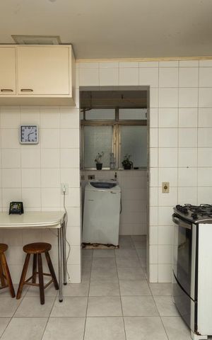 Apartamento à venda com 82m², 2 quartos e sem vaga Apartamento à venda com 82m², 2 quartos e sem vagaCozinha
