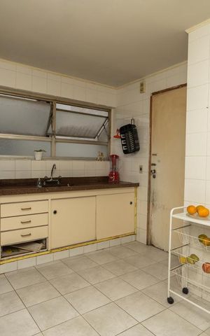 Apartamento à venda com 82m², 2 quartos e sem vaga Apartamento à venda com 82m², 2 quartos e sem vagaCozinha