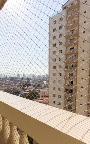 Apartamento à venda com 97m², 4 quartos e 1 vaga Apartamento à venda com 97m², 4 quartos e 1 vagaSacada da Sala