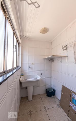 Apartamento à venda com 72m², 2 quartos e sem vaga Apartamento à venda com 72m², 2 quartos e sem vagaÁrea de Serviço