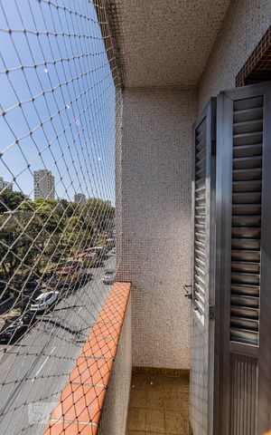 Apartamento à venda com 72m², 2 quartos e sem vaga Apartamento à venda com 72m², 2 quartos e sem vagaVaranda Quarto 2