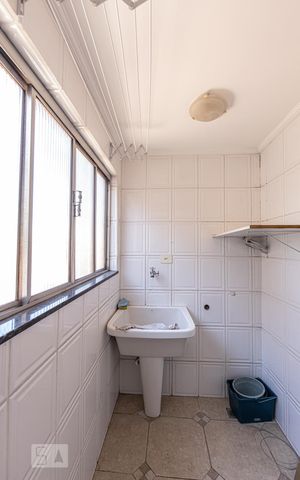 Apartamento à venda com 72m², 2 quartos e sem vaga Apartamento à venda com 72m², 2 quartos e sem vagaÁrea de Serviço