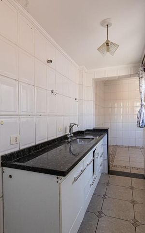 Apartamento à venda com 72m², 2 quartos e sem vaga Apartamento à venda com 72m², 2 quartos e sem vagaCozinha