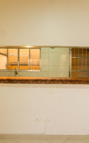 Casa à venda com 65m², 2 quartos e 1 vagaSala