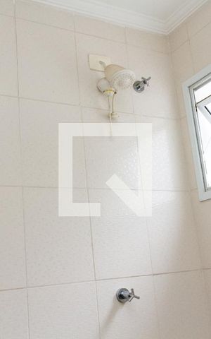 Casa para alugar com 130m², 2 quartos e 3 vagasBanheiro da Suíte