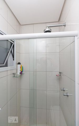 Casa à venda com 400m², 3 quartos e 4 vagas Casa à venda com 400m², 3 quartos e 4 vagasBanheiro